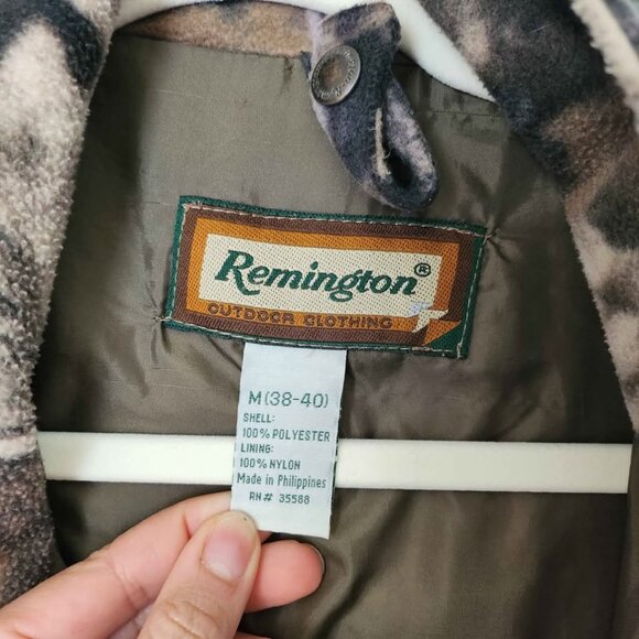 Remington Camouflage Hunting Jacket - Picture 4 of 7